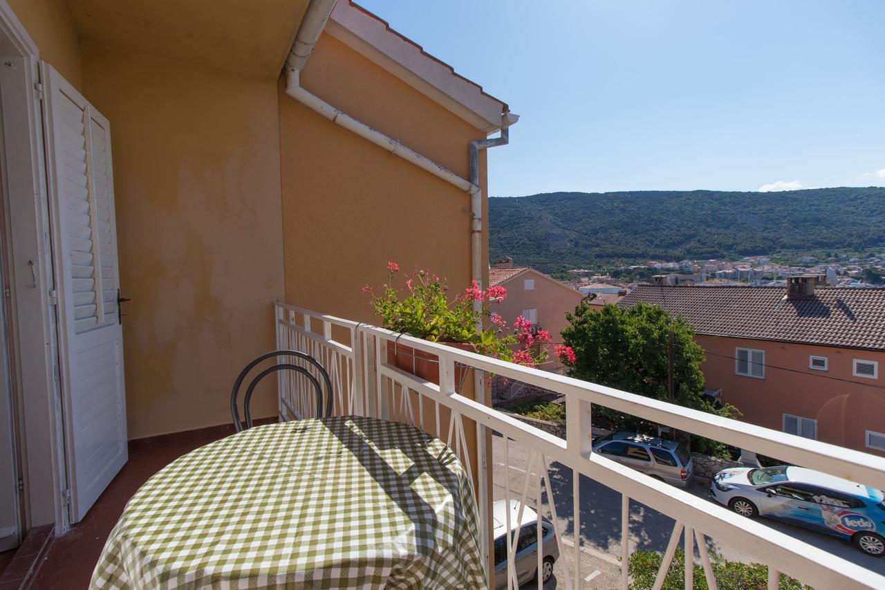 Apartment Anton Cres Exterior photo